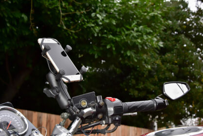 RAM® X-Grip® Phone Mount with Handlebar U-Bolt Base - Bild 3