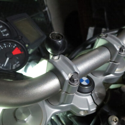 RAM® Motorcycle Handlebar Clamp Base with M8 Bolts - Bild 4
